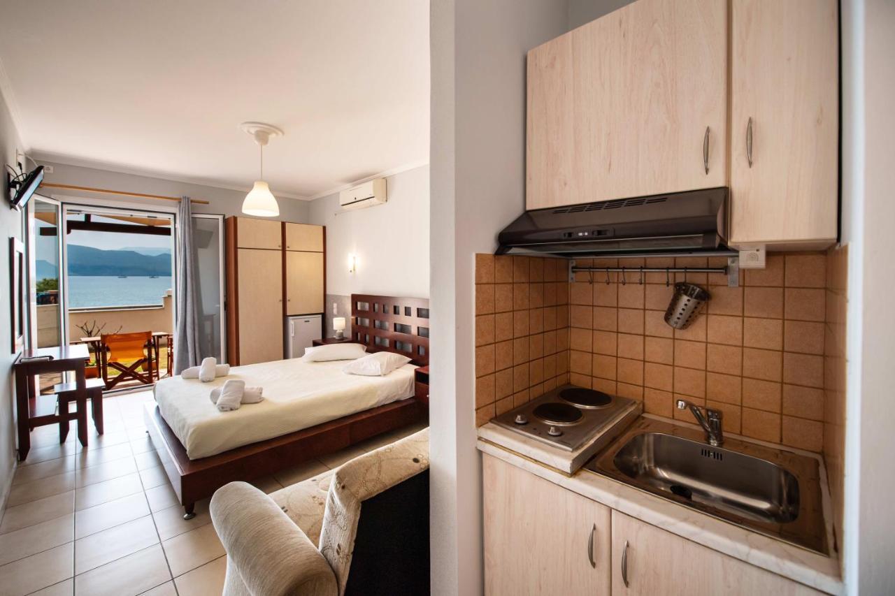 Irini Seaside Studios Никиана Экстерьер фото